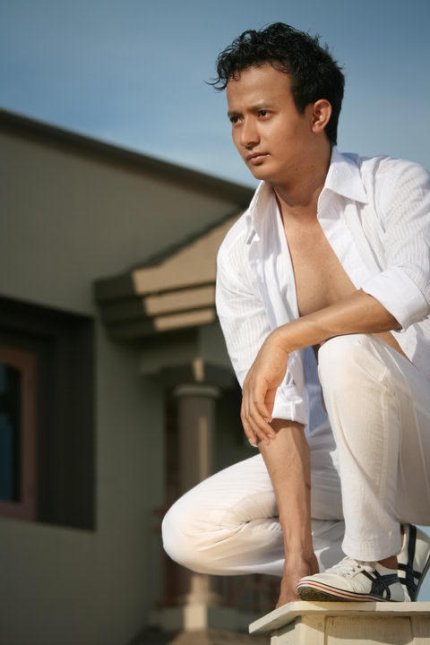 36653_1541267331437_1227554127_31545492_3941006_n