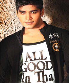 431035_165295266922511_1353422538_n