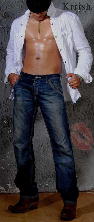 556598_248350848616952_1248891441_n