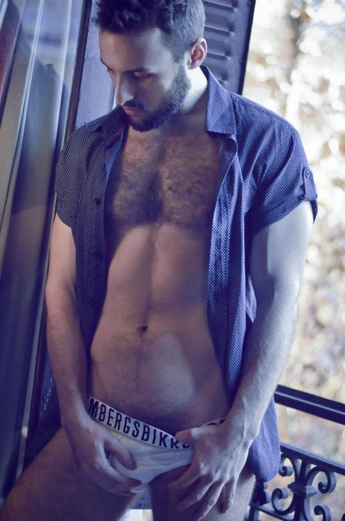 tumblr_mg4pxtBO591r6p4uho1_500