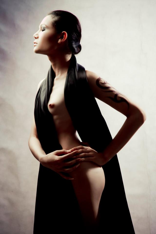 428452_392934800748811_198841594_n