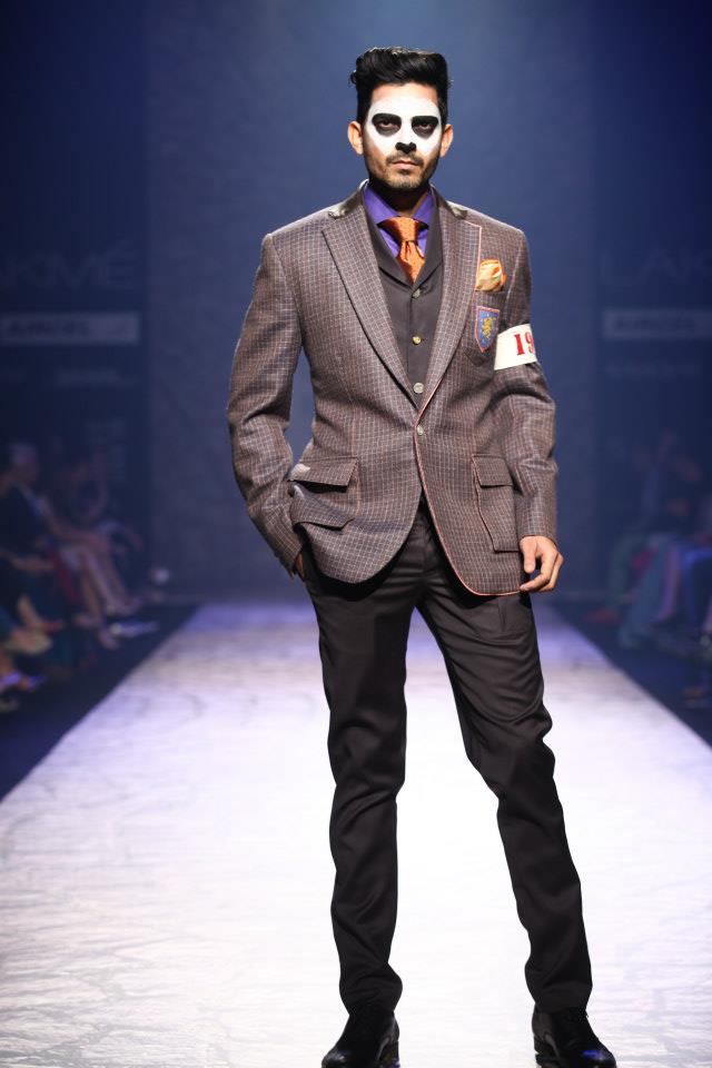 599370_10151302063100936_574216453_n