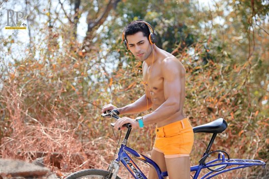 733911_514454325260452_525211384_n