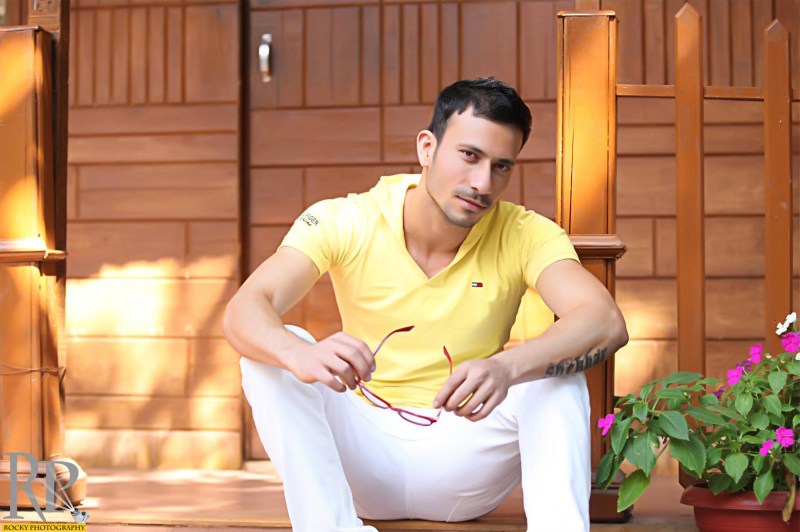 894661_517707271601824_2097331805_o