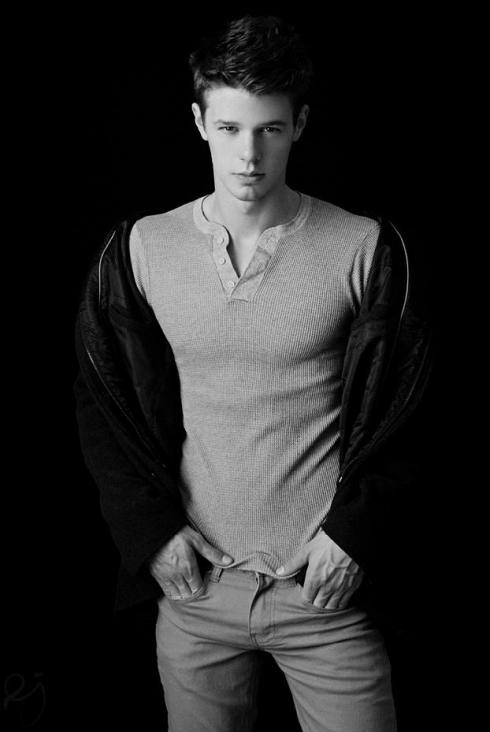 jordan-farris-by-photographer-ethan-james-06