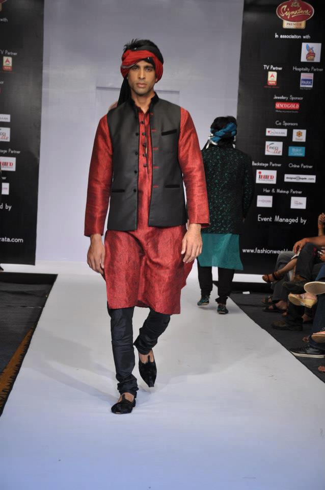 199321_3780246148892_937424518_n