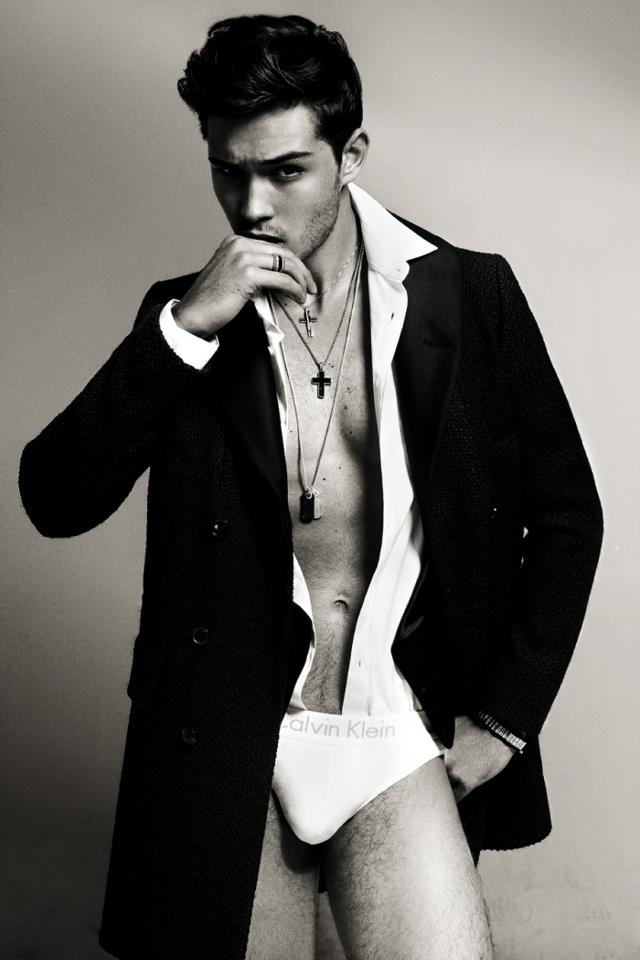 223274_10151464603769777_1400091924_n