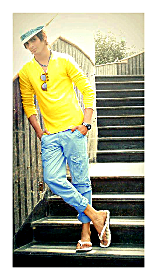 547967_420586741343896_1410069936_n (1)