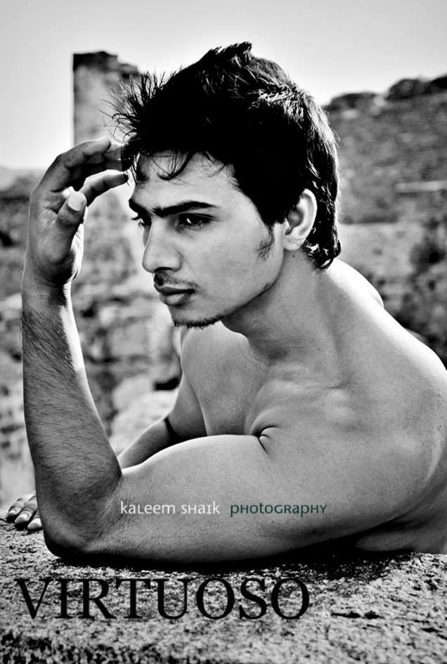 1011989_587338034622844_1697103454_n