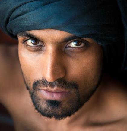 553989_363712537079482_716893838_n