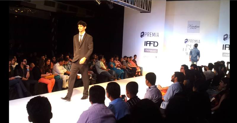 1294493_572121272849653_1865459984_o