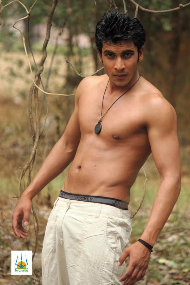 529921_319736494760494_84898862_n