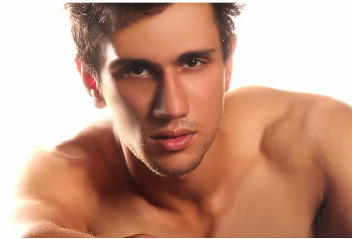 260110_199193486793426_100001083284021_542933_3535268_n