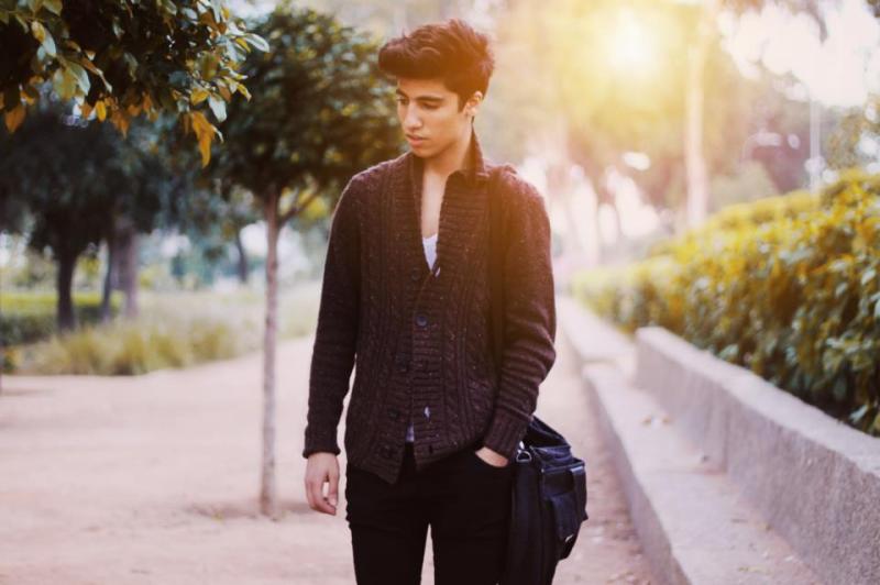 526839_257137191082659_261023772_n