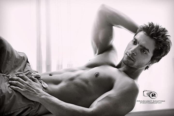 399356_308608812582250_292479591_n