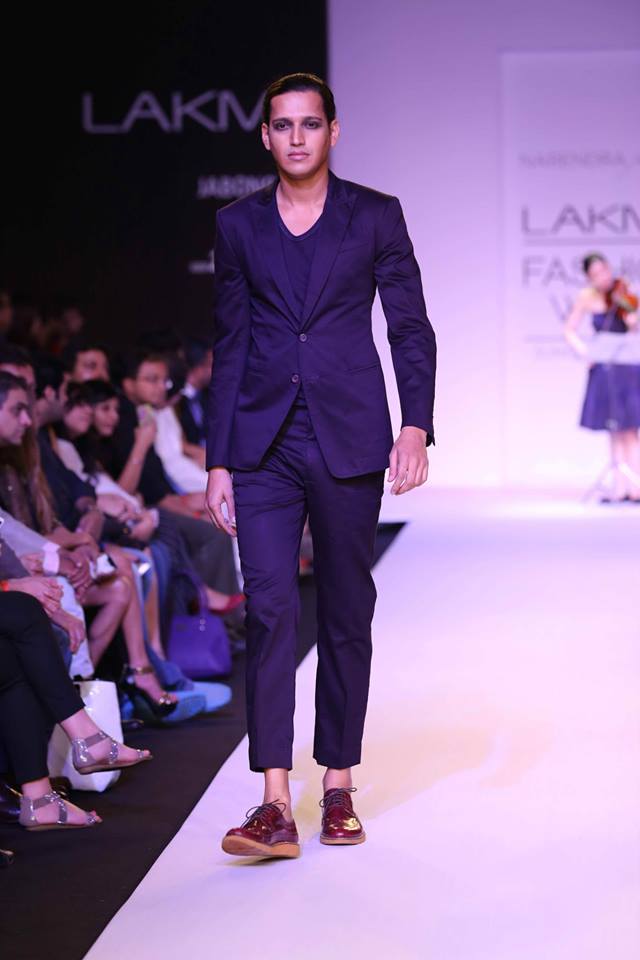 65401_10151914653125936_1952868809_n