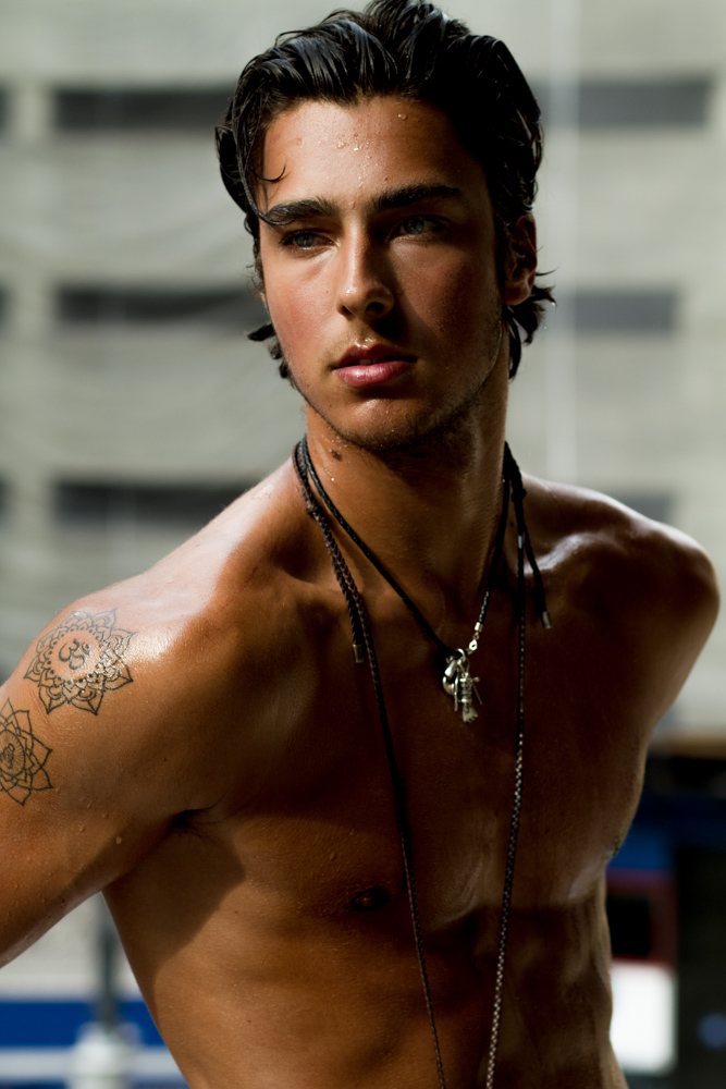 Roberto Villa Real by Junior Franch 02