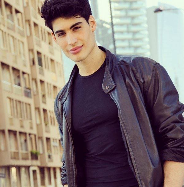 10155201_776990615645513_21880560_n