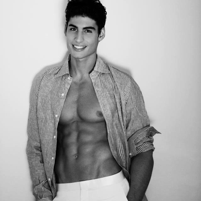 284828_542418132436097_1262156275_n