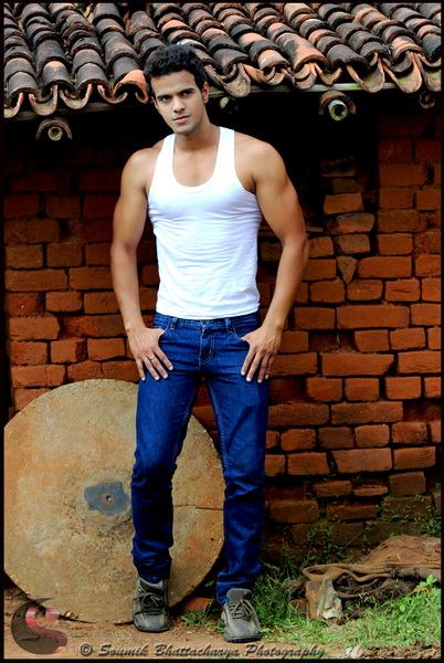 1004995_10152003949978210_1041363156_n