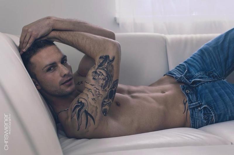 10502161_806445856040437_8692007671214350446_n