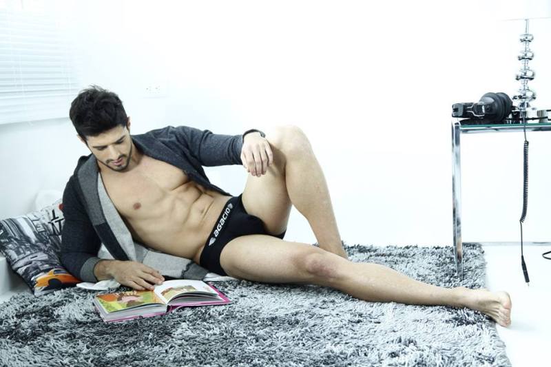 10513499_1554063054821319_2736857083457817059_n