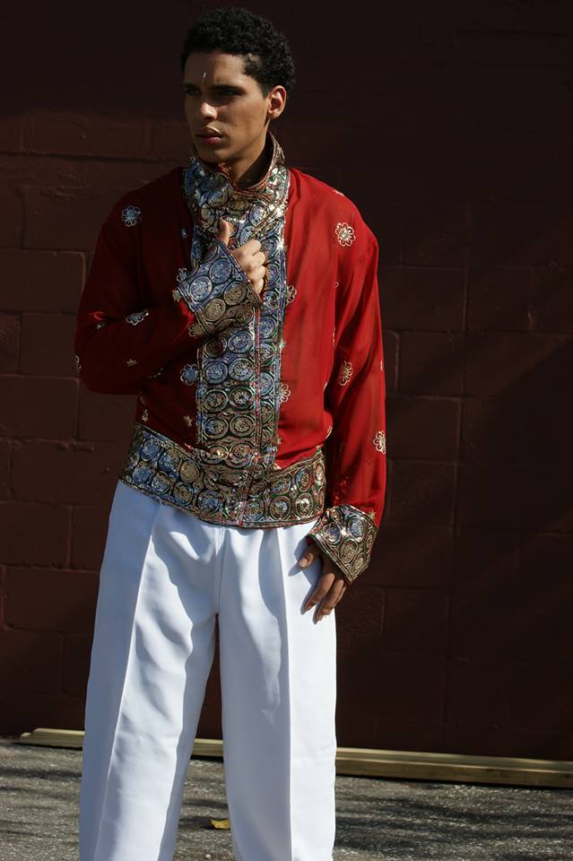 156971_207841106081692_1614361096_n