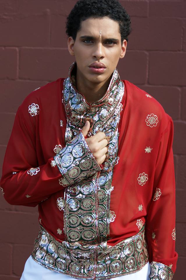 484863_207841576081645_1322907573_n