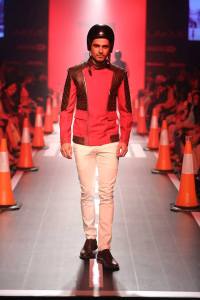 148700_10152220309000936_145332660546617768_n