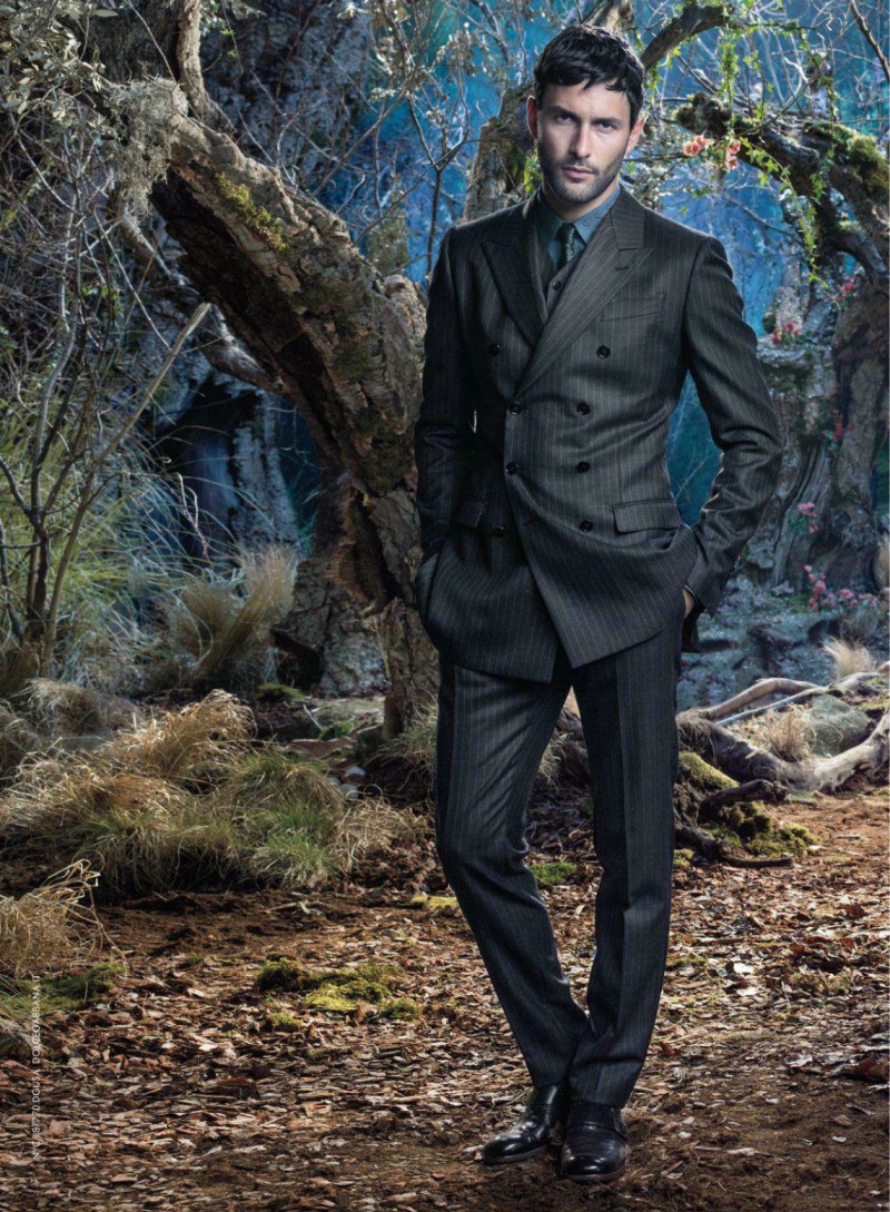 –Dolce &amp; Gabbana designer Domenico Dolce photographs the Italian fashion label’s fall/winter 2014 advertising campaign. Posing for the engaging campaign photos, models Evandro Soldati, Mariano Ontañon, Miks, Misa Patinszki, Noah Mills and Ryan Barrett come together to model the regal designs for fall/winter 2014. Using the Norman kings of Sicily as their muse for the season, designers Domenico Dolce and Stefano Gabbana dream up a rich outing with printed suiting and sportswear for a culturally rich treatment of menswear