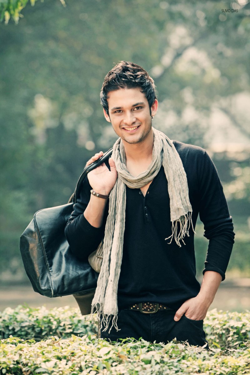 Gautam Anand(height- 5'11)9811980329, 9811920987 (14)