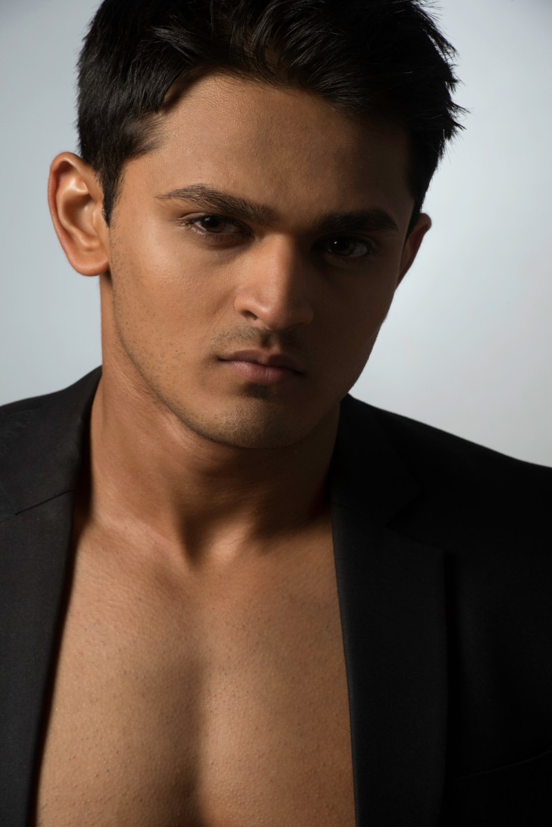 DSC_6377 (1668x2500)