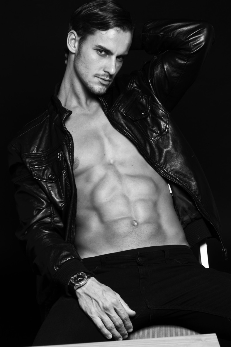 portrait-of-henrique-hansmann-by-fernando-machado7