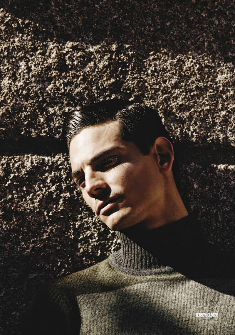 The Runway for Risbel Magazine, Created by Mateo Carrasco, photographed by Marc Palencia (Tenri Mür Management), styled by Mar Pulido, grooming by Aída Rojas and modeling by Javier de Miguel at Traffic Models.