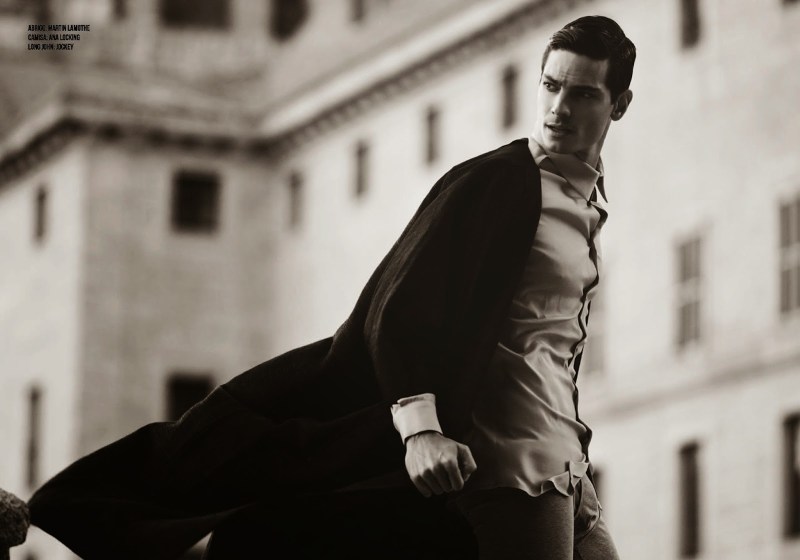 The Runway for Risbel Magazine, Created by Mateo Carrasco, photographed by Marc Palencia (Tenri Mür Management), styled by Mar Pulido, grooming by Aída Rojas and modeling by Javier de Miguel at Traffic Models.