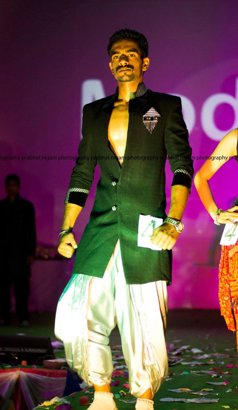 1921006_778850642126538_1366615590_o