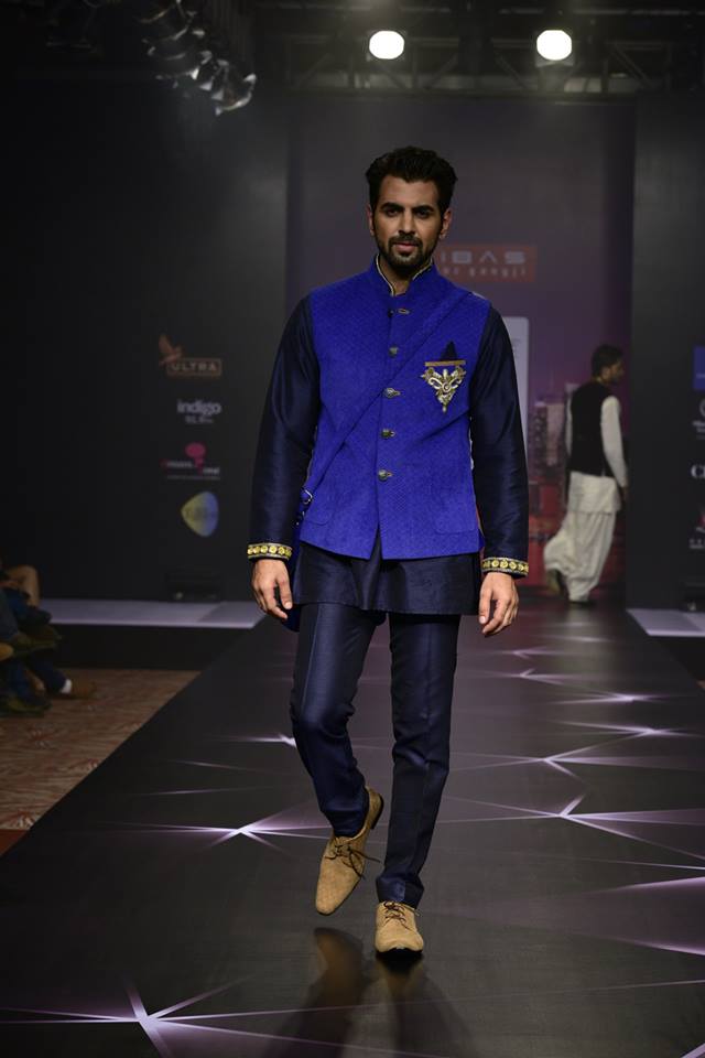 03_IMM_Indian_Male_Models_Riyaz_Gangji_Collection_BFW