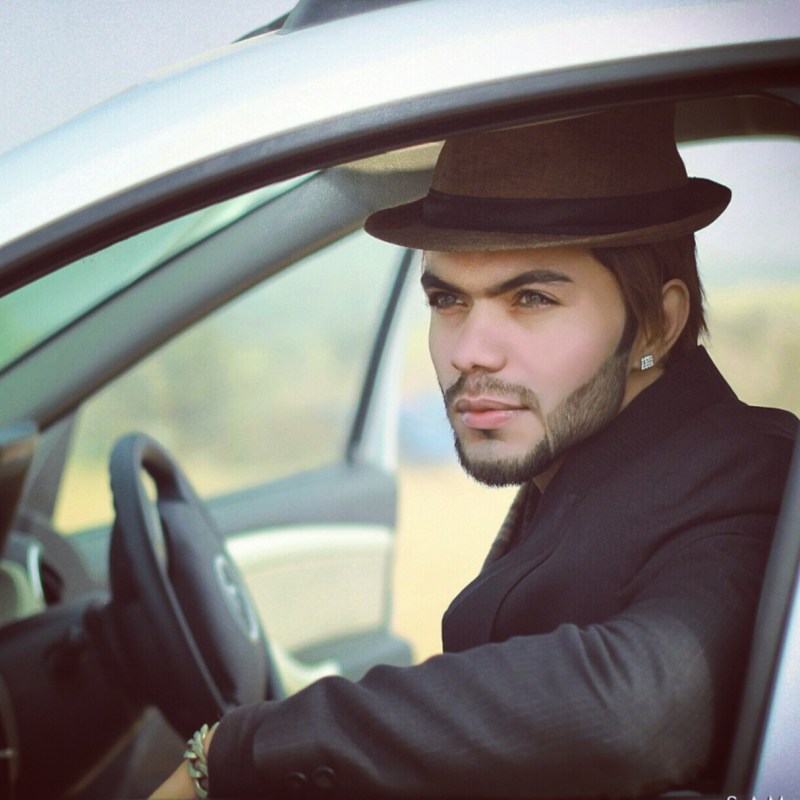 09_IMM_Indian_male_model