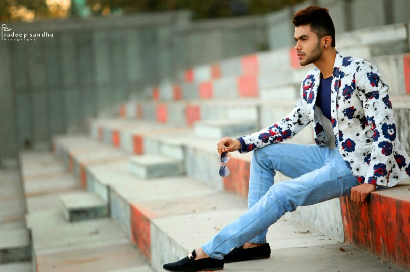 14_IMM_Indian_male_model