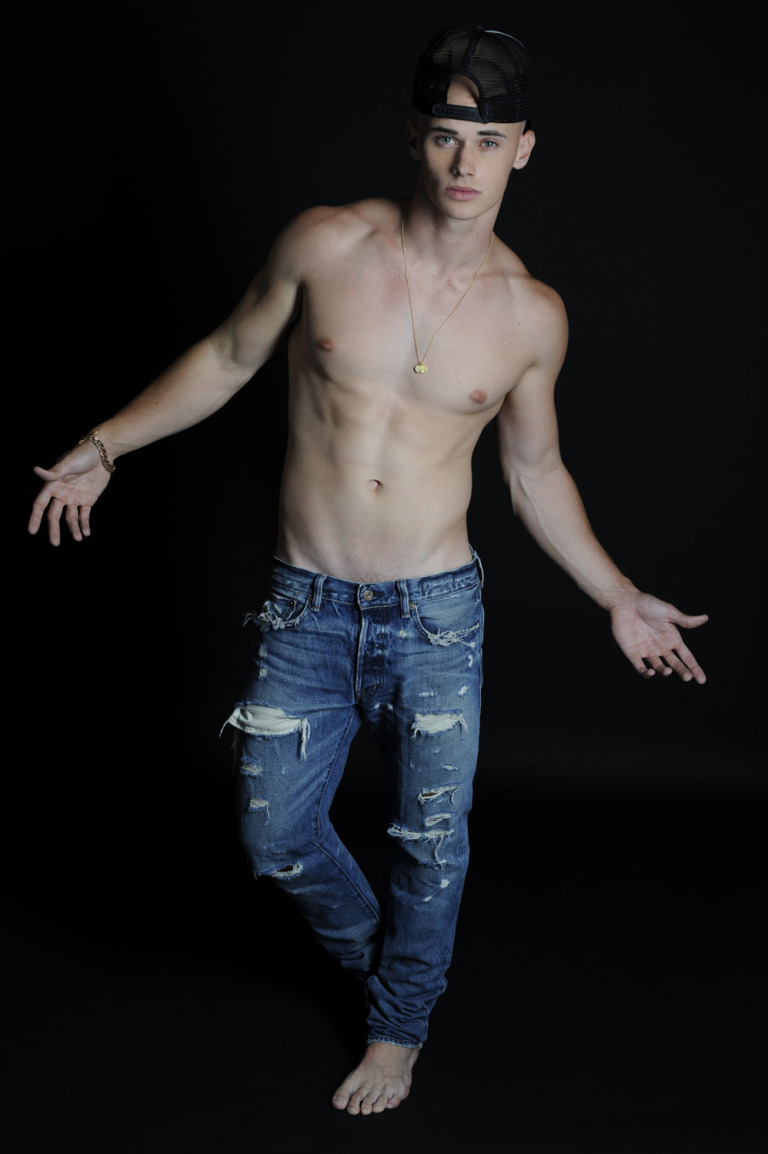 brandon-lee-by-albert-lopez408