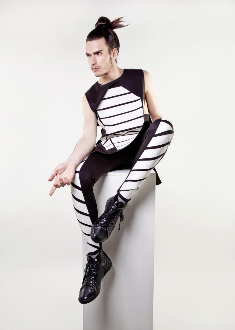 leonardo-by-scallywag-fox-429