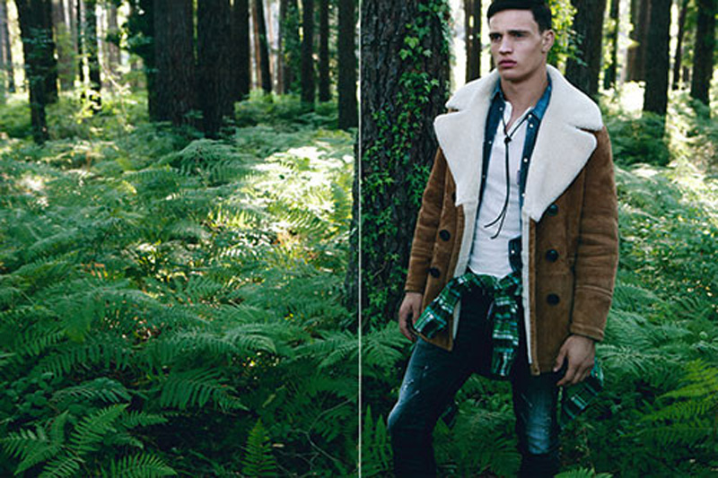 Always we feeling inspired by the great images of photographer Milan Vukmirovic. Julian Schneyder wears exclusively DSquared2 after starring in the campaign as he becomes one with the forest in Fashion for Men’s Fall/Winter 2015 issue by Milan Vukmirovic.