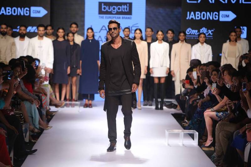 01_IMM_Indian_Male_Models_Bugatti