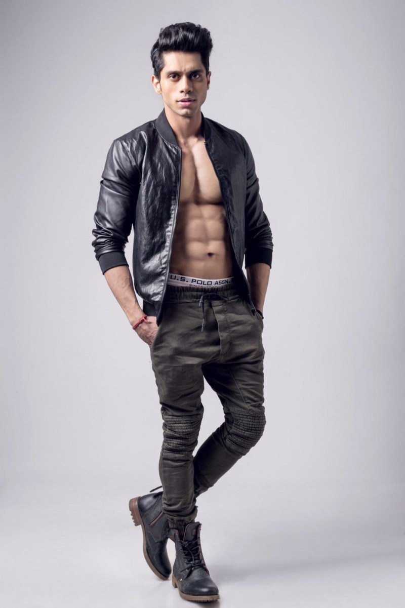 05_Varun_IMM_Indian_Male_Models