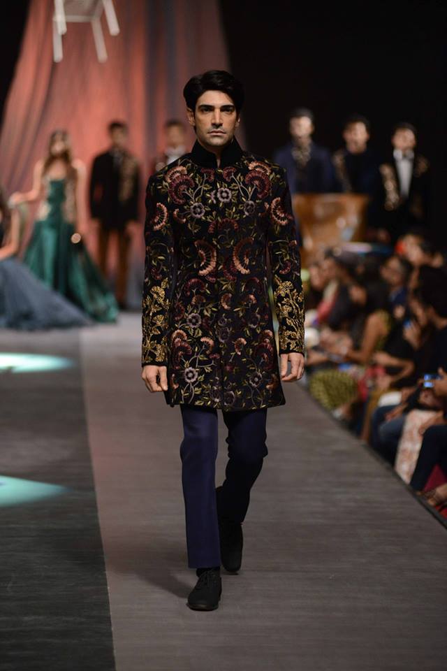 21_IMM_Indian_Male_Models