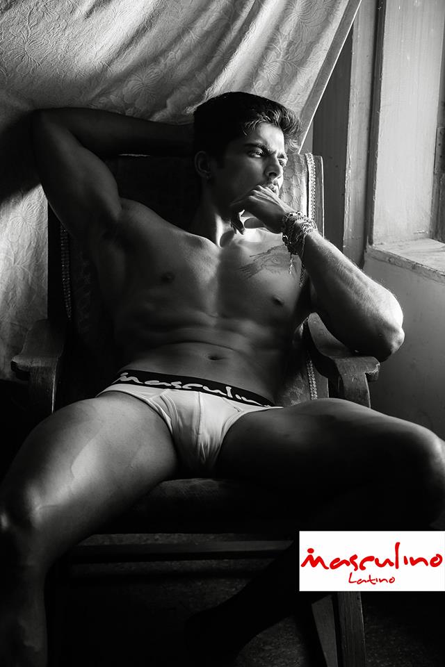06_IMM_Indian_Male_Models_Masculino_Latino