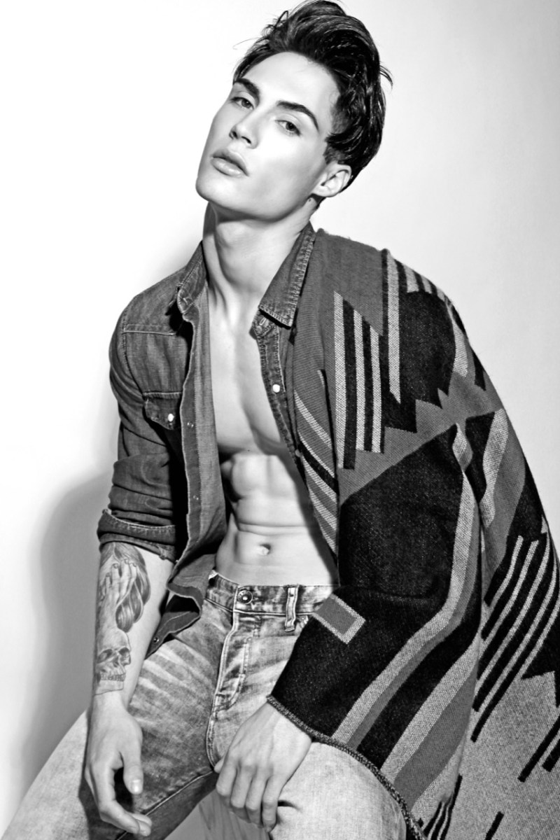 devin-xavier-by-thomas-synnamon-10