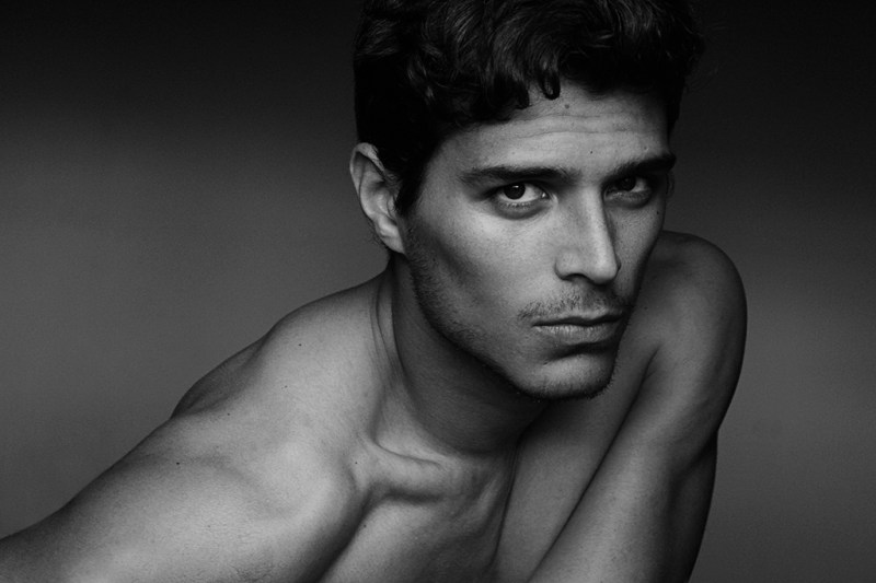 Venezuelan but raised in Valencia Spain captivated by lensman Miguel Zaragozá unveil exclusive imagery in black and white portrait for Fashionably Male.