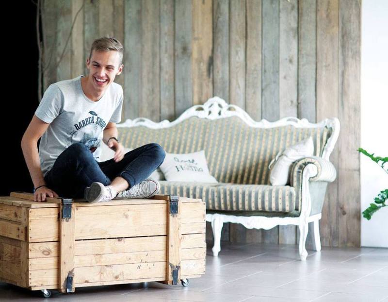 02_Bartek_IMM_Indian_Male_Models_blog