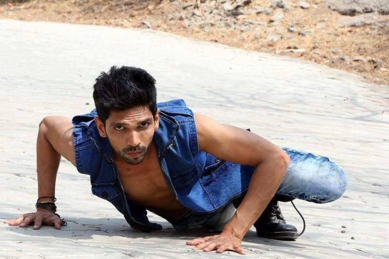 9902_IMM_Indian_Male_Models_TEEZ